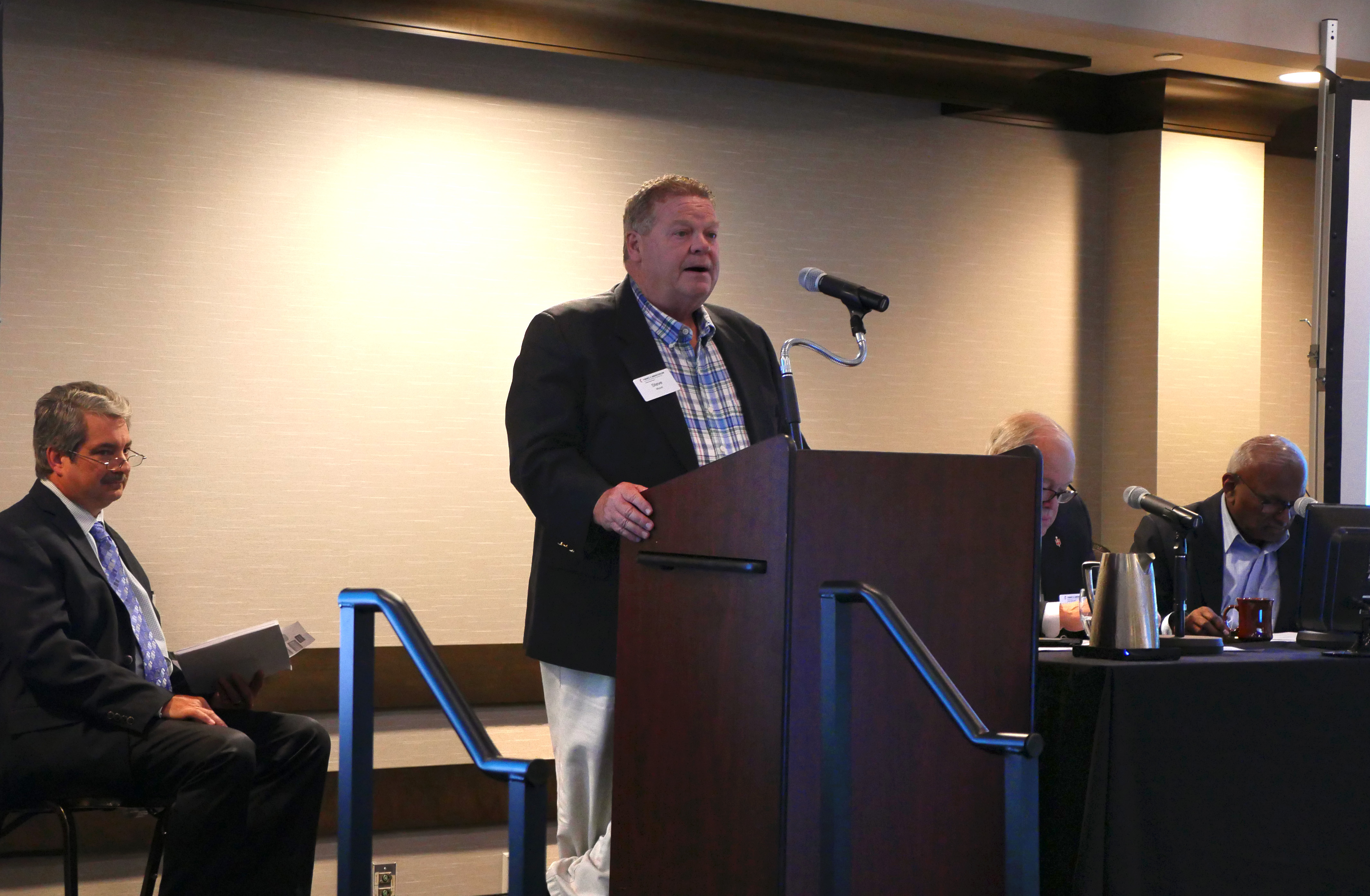 The Rev. Steve Wood presents information on the general church budget to the fellow board members of the General Council on Finance and Administration. Rick King, the agency’s chief financial officer, is at left. The board is recommending substantially cutting the 2021-24 general-church budget in hopes of keeping more funds in U.S. local churches. Photo by Heather Hahn, UMNS.