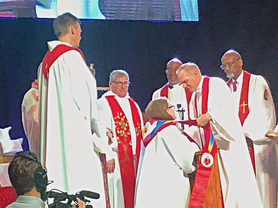 Con el nombramiento de los reverendos Héctor Burgos y Eunice Vega-Pérez (quienes se suman al Rev. Manuel Sardiñas nombrado en 2014) la Conferencia Anual Ampliada de Nueva Jersey se covierte en la que tiene el mayor número de hispano-latinos sirviendo como superintendentes/as al mismo tiempo. Foto cortesía de la Revda. Dra. Eunice Vega-Pérez. 