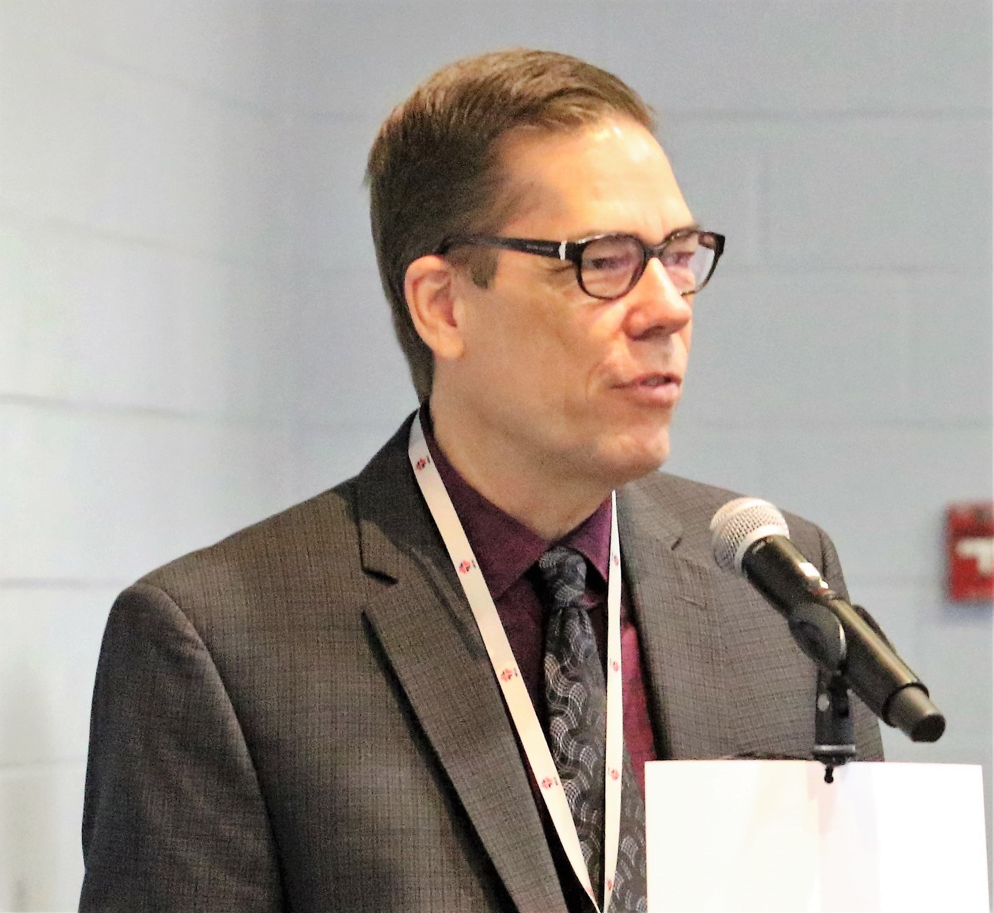 토마스 램브렉트 목사가 2018년 11월 아틀란타 근교의 베델연합감리교회에서 열린 웨슬리언약협회 모임에서 발언하고 있다. 사진 김응선 목사, UM News.