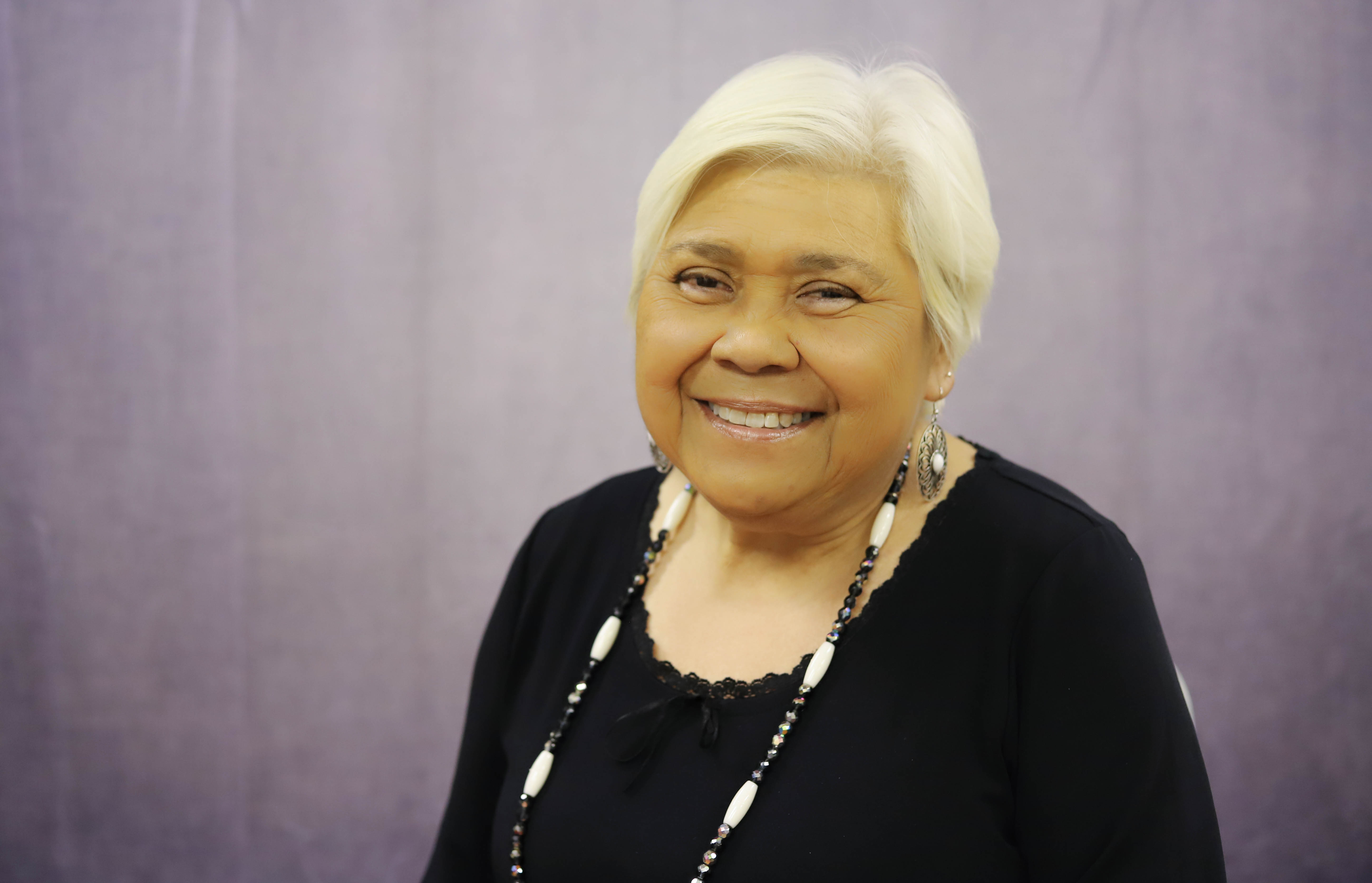 Anne Marshall, cuyo esposo, Raymond Johnson, se encontraba entre las 168 personas que murieron en el atentado de 1995 contra el Edificio Federal Alfred P. Murrah en Oklahoma City. Foto cortesía de la Conferencia Anual Misionera Indígena de Oklahoma.