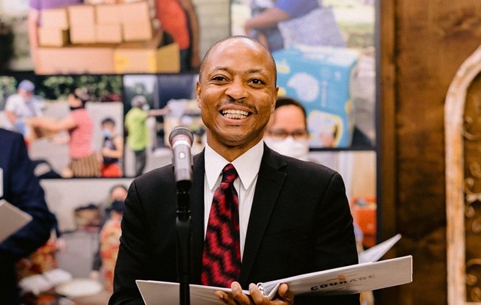 El Rev. William Williams III fue nombrado Superintendente del Distrito gateway North en la asamblea de la Conferencia Anual Ampliada de Nueva Jersey celebrada en 2020. Foto por Shari DeAngelo, Conferencia Anual Ampliada de Nueva Jersey.