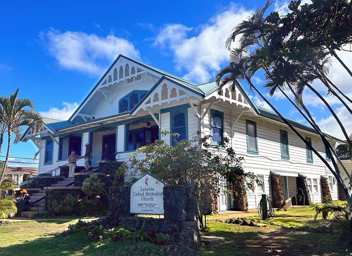O santuário da Igreja Metodista Unida de Lahaina era um lugar especial para os membros da igreja, mas também para visitantes regulares da parte oeste de Maui, Havaí. O santuário, construído em 1922, foi destruído pelos incêndios que devastaram a comunidade de Lahaina em 8 de agosto. Foto cedida pela Igreja Metodista Unida de Lahaina.
