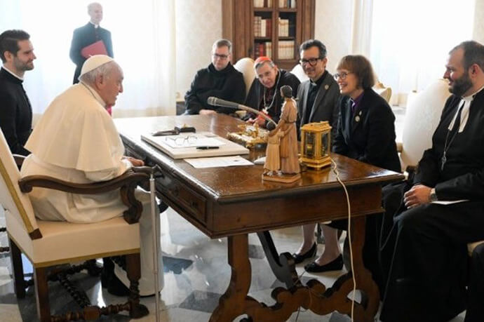 Papa Francisco se reúne com uma delegação do Conselho Metodista Mundial (Divisão de Fotografia Vatican Media)
