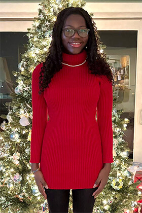 Miriam Keefer, 15 ans, Noël 2024. Avec l'aimable autorisation de Susie Keefer.