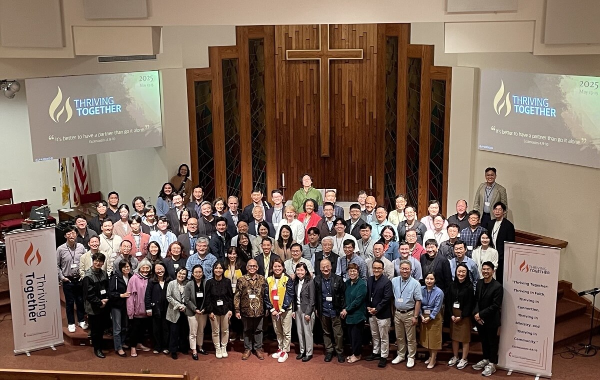 제1회 동남부 지역총회 아시아계 미국인 목회자 모임이 5월 13일부터 15일까지 와싱톤한인교회에서 개최됐다. 이 자리에서 아시아계 목회자들은 아시안의 영적 유산을 되새기고, 유대감을 더욱 깊게 다지며, 혁신적인 리더십을 함양하고, 목회 사역의 방향성을 강화했다. 사진 제공, 전승수 목사. 